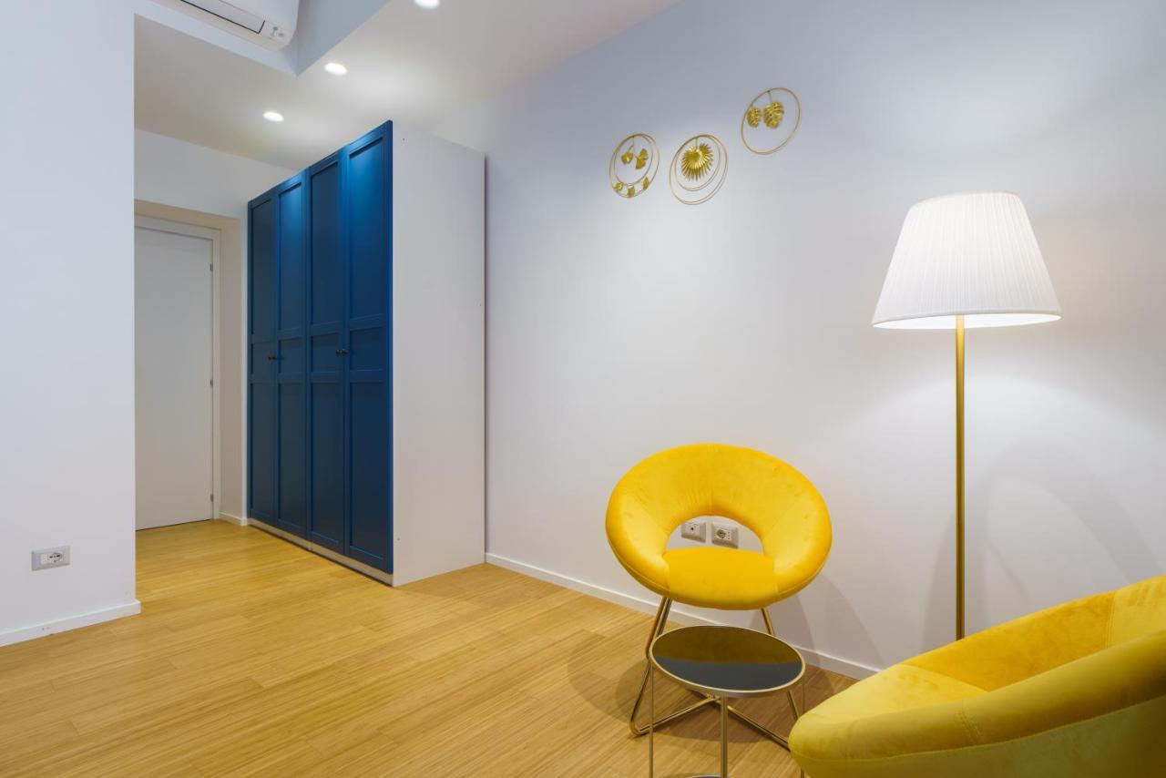 Dreamynest Quattro Cantoni - 2 Bdr Vicino Il Colosseo 로마 외부 사진